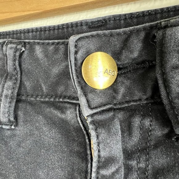 AMERICAN EAGLE Charcoal Black High Waist Super Stretch Shorts Size 2 - Picture 8 of 11